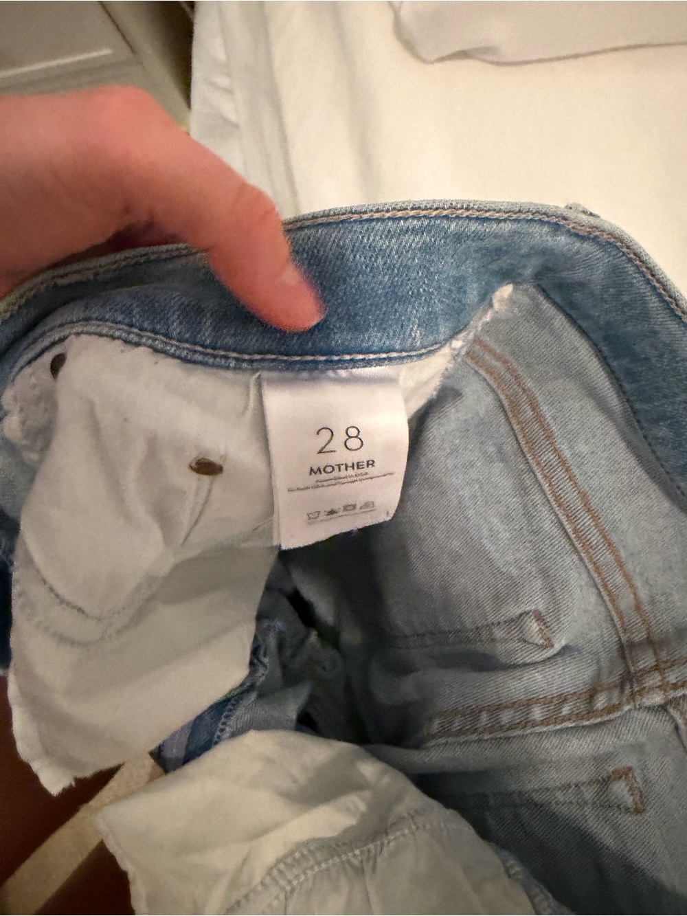 MOTHER Light Blue the insider crop step fray Jeans - Picture 4 of 7